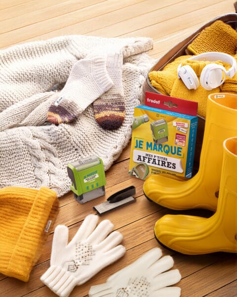 Vacances d’hiver : comment marquer efficacement les affaires de vos enfants avant le départ ?